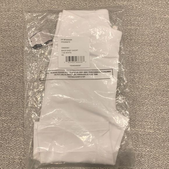 Free People High Waisted Biker Baby Shorts White - Picture 6 of 7